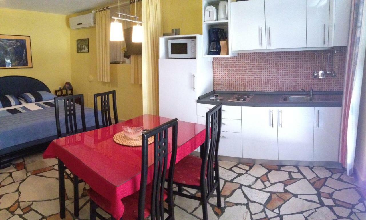 Appartamento Haus Sonja Podgora Esterno foto